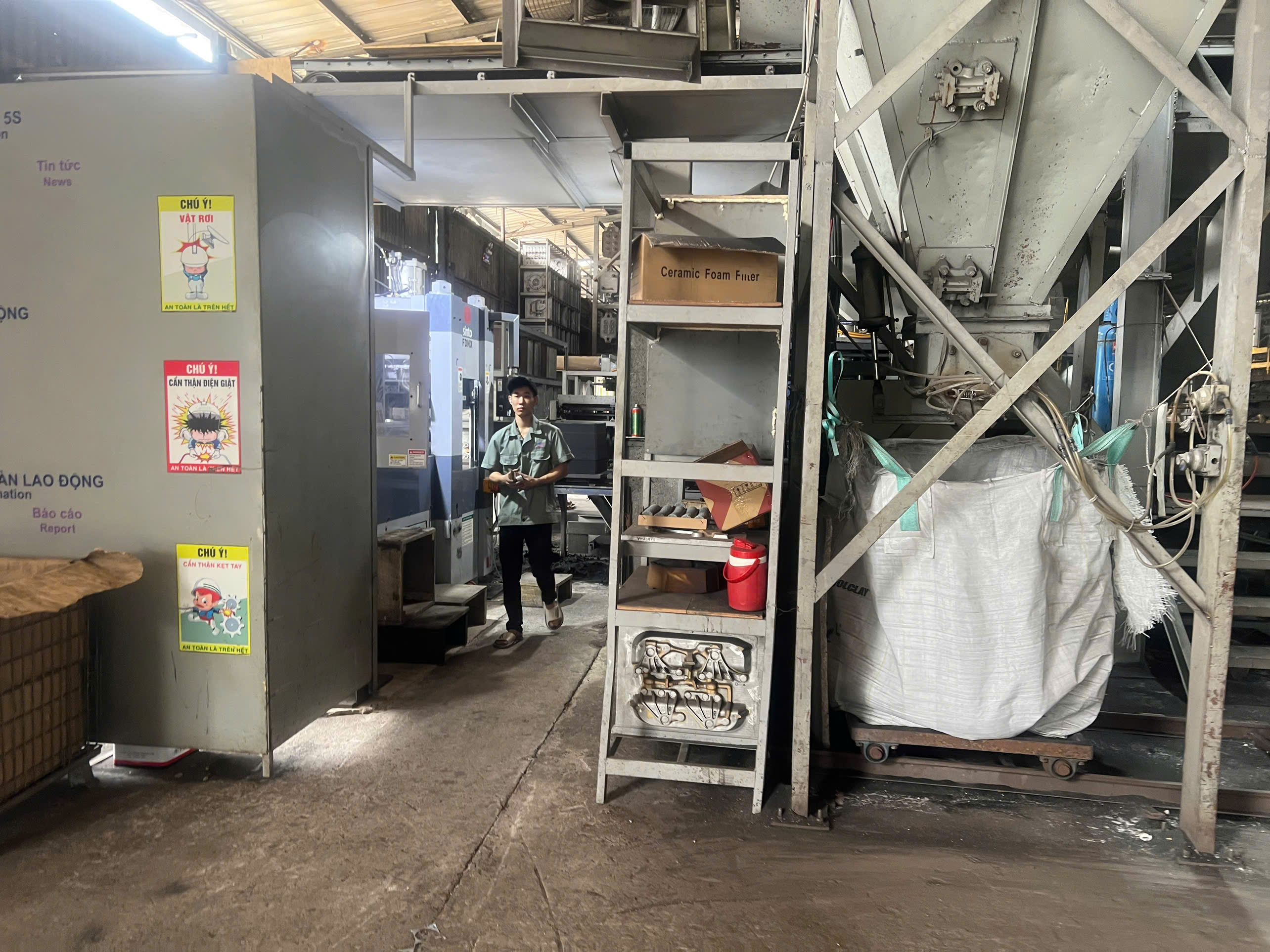 Mold area 1.jpg